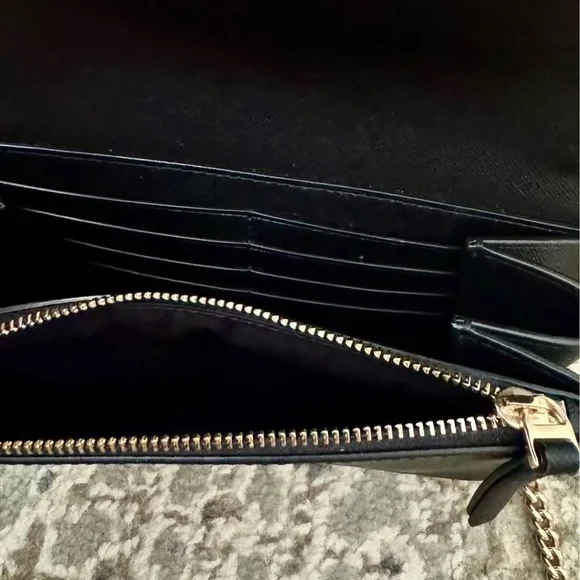 Tory Burch Black Crossbody with Gold Chain - Picture 5 of 9